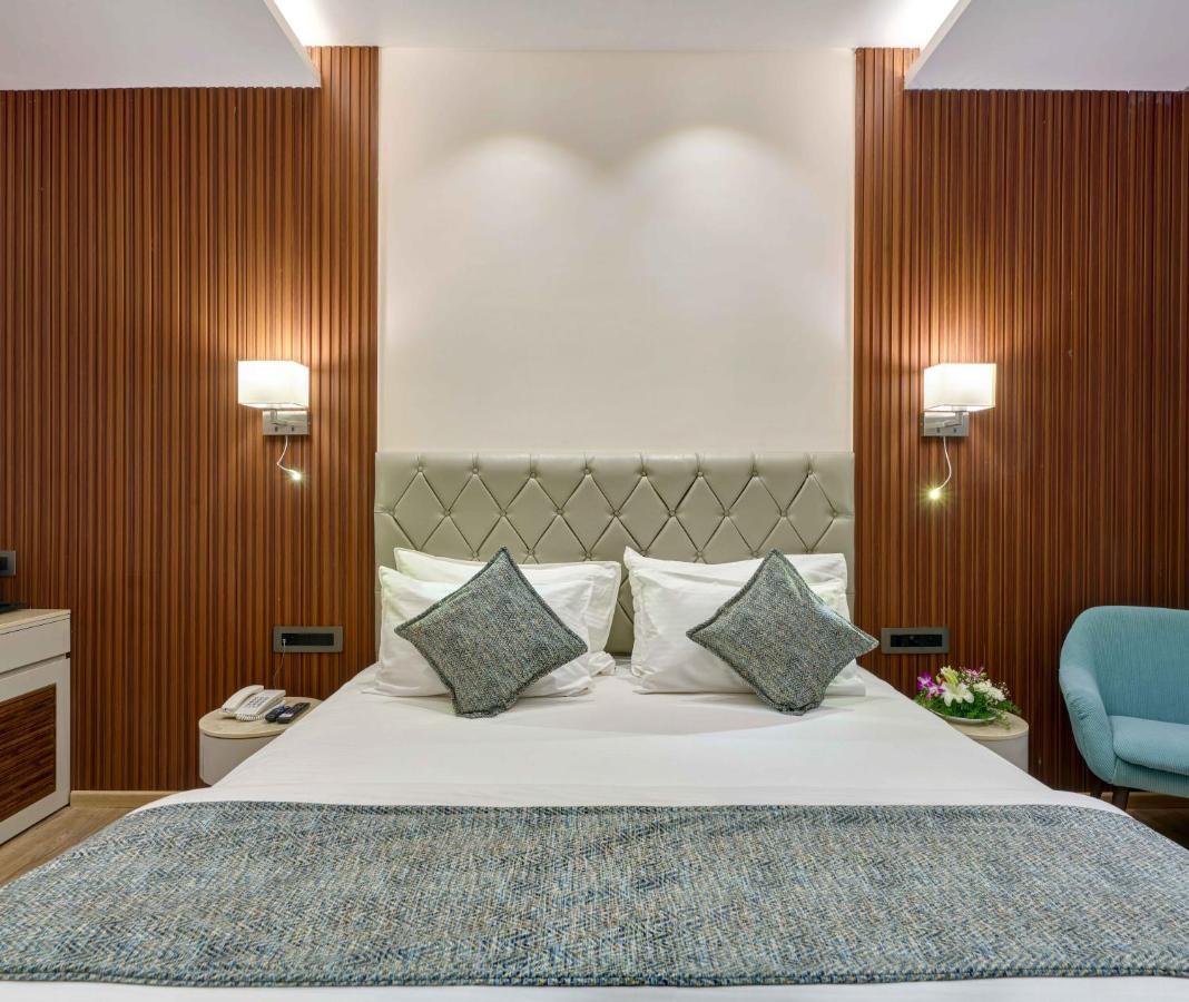 Citrus Hotel โกลฮาปูร์ ภายนอก รูปภาพ