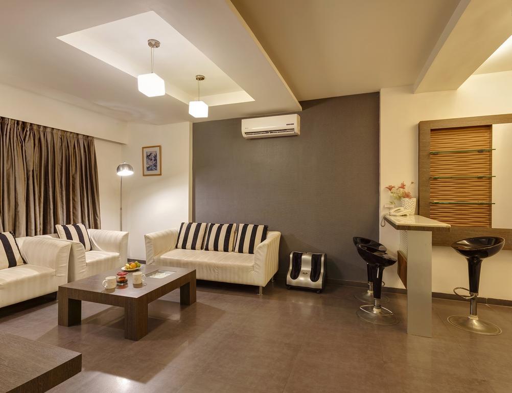 Citrus Hotel โกลฮาปูร์ ภายนอก รูปภาพ