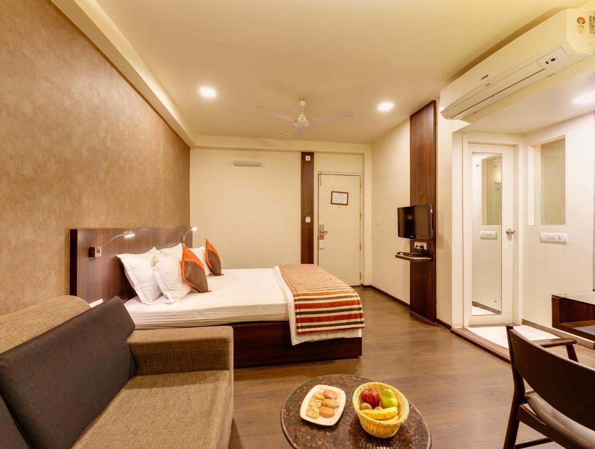 Citrus Hotel โกลฮาปูร์ ภายนอก รูปภาพ