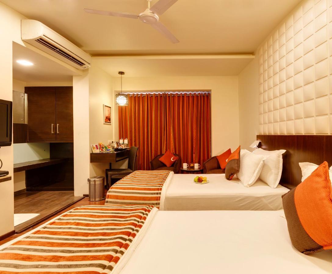 Citrus Hotel โกลฮาปูร์ ภายนอก รูปภาพ